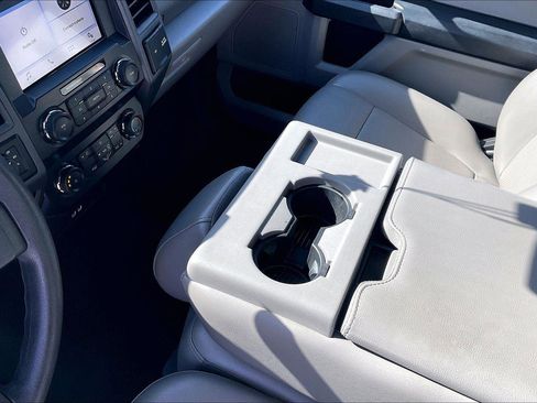 Used 2019 Ford F250 XL w/ STX Appearance Package AWD/4WD image 17