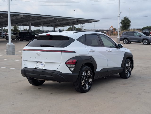 Used 2025 Hyundai Kona SEL FWD image 5