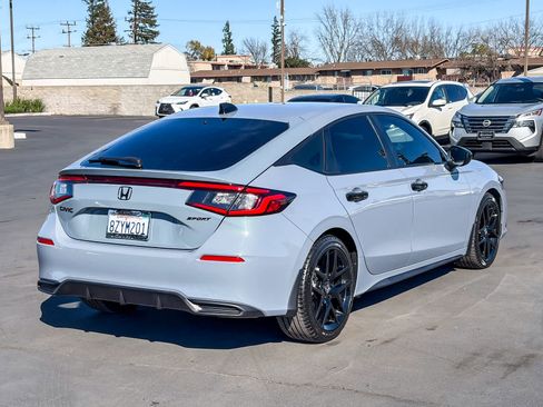 Used 2022 Honda Civic Sport image 4