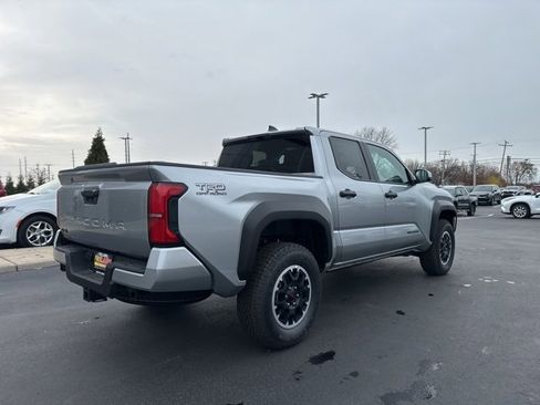 New 2025 Toyota Tacoma TRD Off-Road image 7