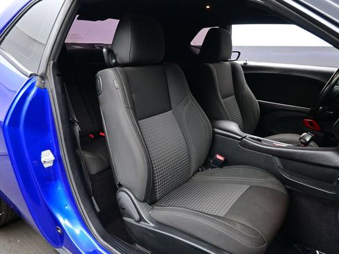 Used 2018 Dodge Challenger SXT w/ Blacktop Package RWD image 13