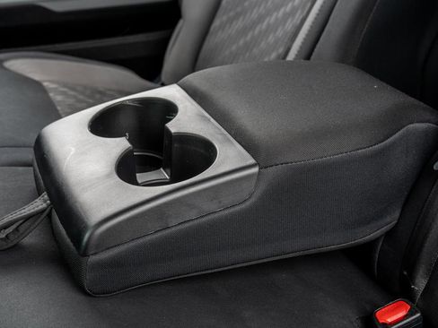 Used 2018 Toyota Tundra SR5 image 34