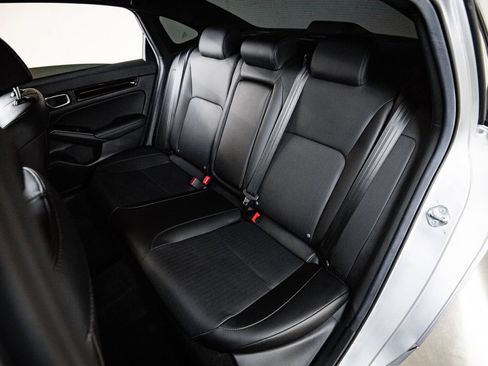 Used 2025 Honda Civic Sport image 24