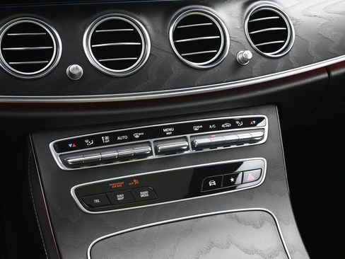 Used 2022 Mercedes-Benz E 450 4MATIC All-Terrain Wagon image 19