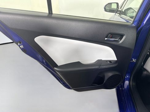 Used 2016 Toyota Prius Four Touring FWD image 26