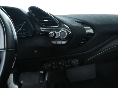 Certified 2020 Ferrari 488 Pista Coupe RWD image 31