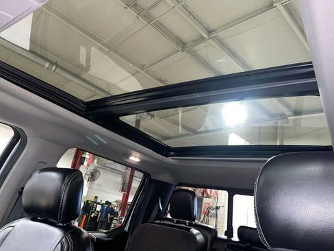 Used 2020 Ford F150 Lariat w/ Equipment Group 502A Luxury AWD/4WD image 22