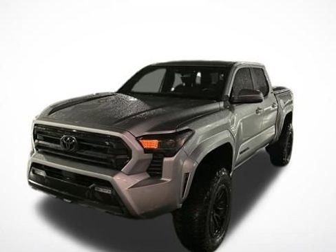 Used 2024 Toyota Tacoma SR5 image 2