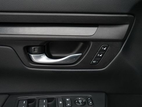 Used 2025 Honda CR-V Sport-L image 10