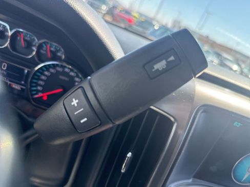 Used 2018 Chevrolet Silverado 1500 LT w/ All Star Edition image 21