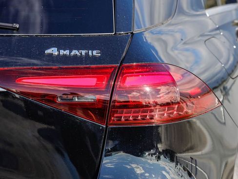 Used 2025 Mercedes-Benz GLE 450e GLE 450e image 10