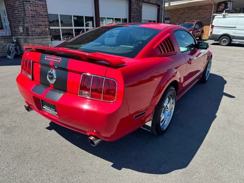 Used 2006 Ford Mustang GT Premium RWD image 16