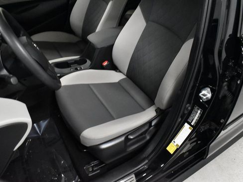 Used 2023 Toyota Corolla LE image 13