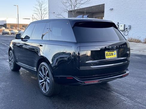 Used 2023 Land Rover Range Rover SE image 4