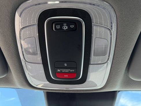 Used 2023 Hyundai Elantra SEL w/ Convenience Package FWD image 19