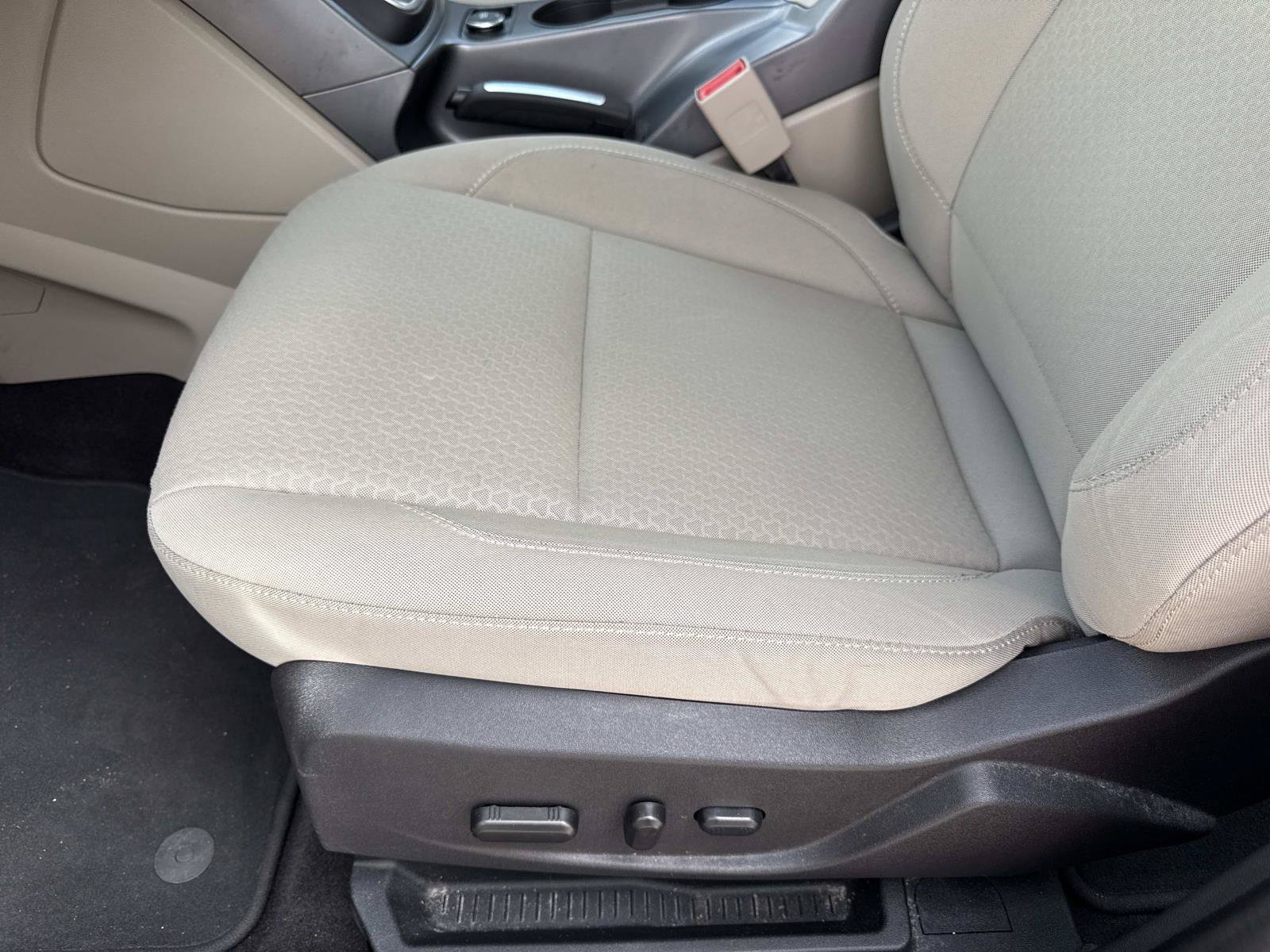 Used 2018 Ford C-MAX SE w/ Equipment Group 201A FWD image 19