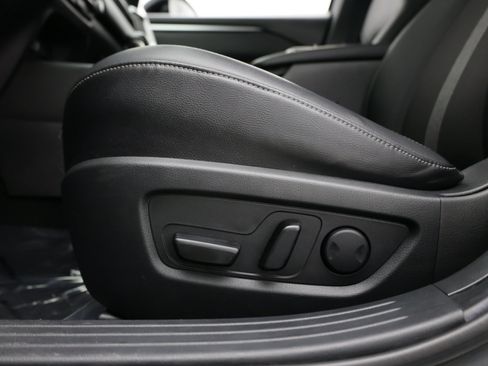 Used 2025 MAZDA CX-50 AWD 2.5 S w/ Preferred Package image 14
