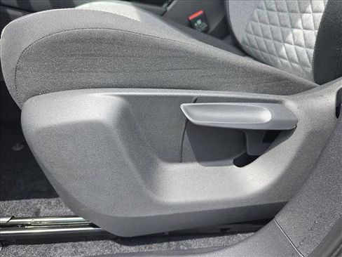 New 2025 Volkswagen Tiguan S image 4