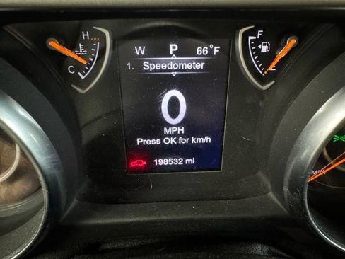 Used 2019 Jeep Wrangler Unlimited Sport S AWD/4WD image 14