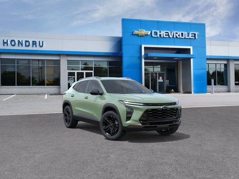 New 2026 Chevrolet Trax ACTIV w/ Driver Confidence Package FWD image 1
