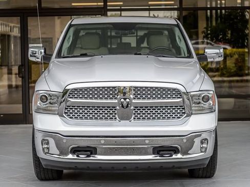 Used 2015 RAM 1500 Laramie w/ Convenience Group RWD image 5