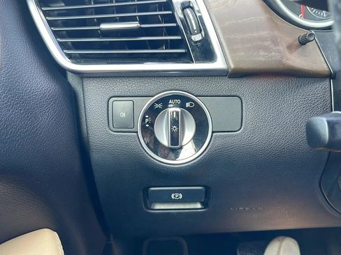 Used 2017 Mercedes-Benz GLS 450 4MATIC image 22