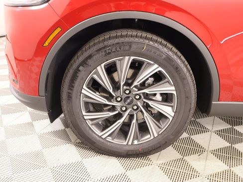 New 2026 Lincoln Aviator AWD image 18
