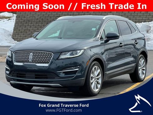 Used 2019 Lincoln MKC Select w/ Select Plus Package image 1