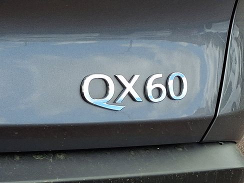Certified 2025 INFINITI QX60 Luxe image 35