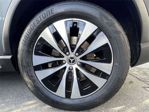 Certified 2024 Mercedes-Benz GLE 450e 4MATIC image 7