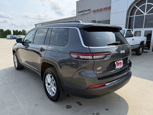 Used 2025 Jeep Grand Cherokee L Laredo w/ Luxury Tech Group I AWD/4WD image 39
