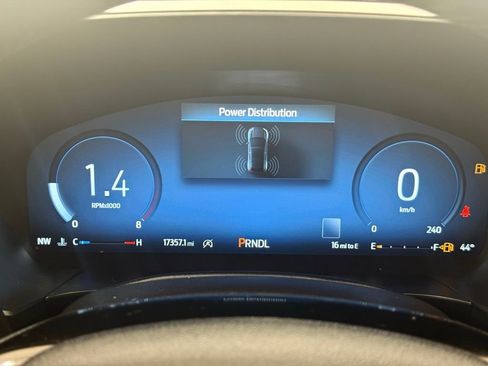 Used 2024 Ford Escape Platinum image 23