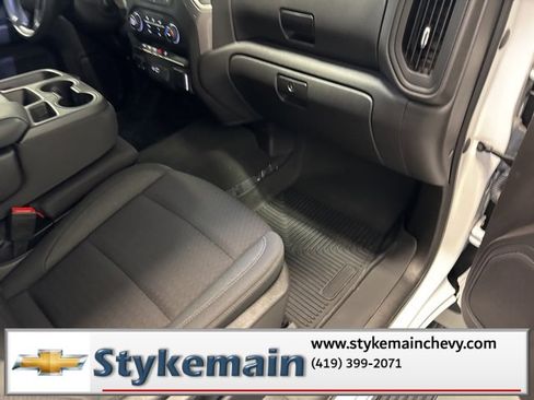 Used 2023 Chevrolet Silverado 1500 Custom image 25