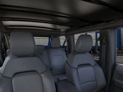 New 2025 Ford Bronco Big Bend w/ Black Diamond Package image 12