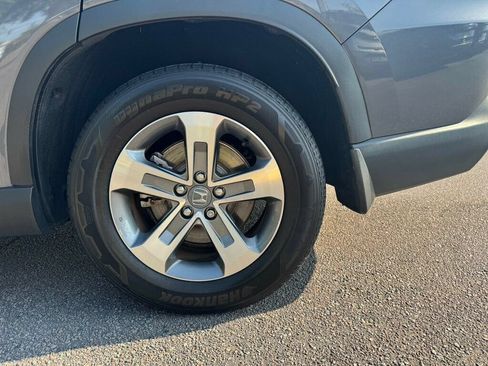 Used 2025 Honda Pilot EX-L image 9