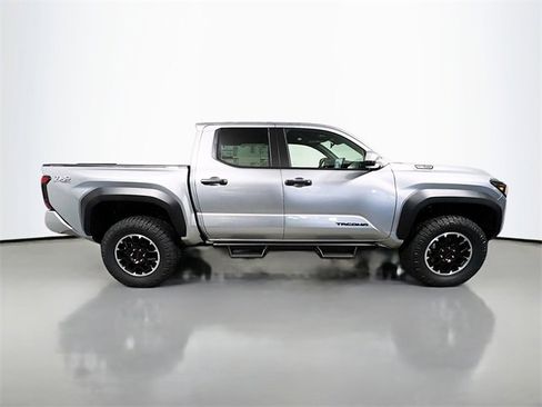 New 2025 Toyota Tacoma TRD Off-Road image 2