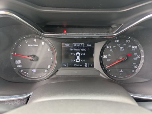 Used 2023 Chevrolet TrailBlazer LT FWD image 16