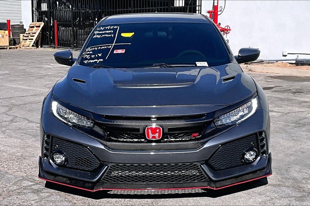 Used 2019 Honda Civic Type R image 2