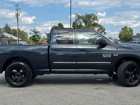 Used 2018 RAM 1500 ST w/ SXT Appearance Group AWD/4WD image 4