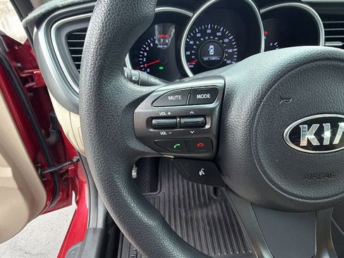 Used 2015 Kia Optima LX image 19
