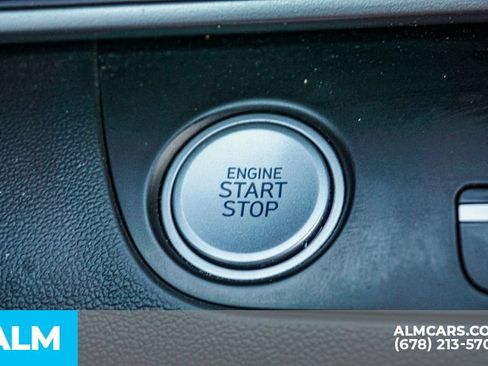 Used 2024 Hyundai Elantra SEL FWD image 44