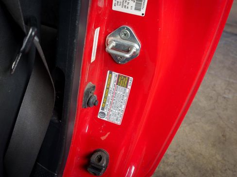 Used 2004 Honda S2000 image 30