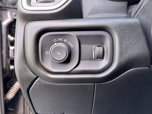 Used 2021 RAM 2500 Big Horn AWD/4WD image 28