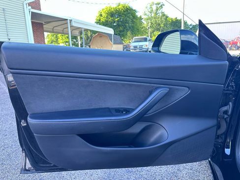 Used 2021 Tesla Model 3 Long Range AWD/4WD image 25