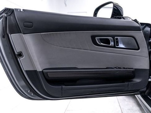 Used 2018 Mercedes-Benz AMG GT C image 26