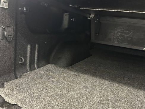 Used 2018 GMC Sierra 2500 Denali w/ Duramax Plus Package image 33