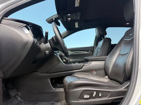 Used 2020 Cadillac XT5 Premium Luxury AWD/4WD image 15