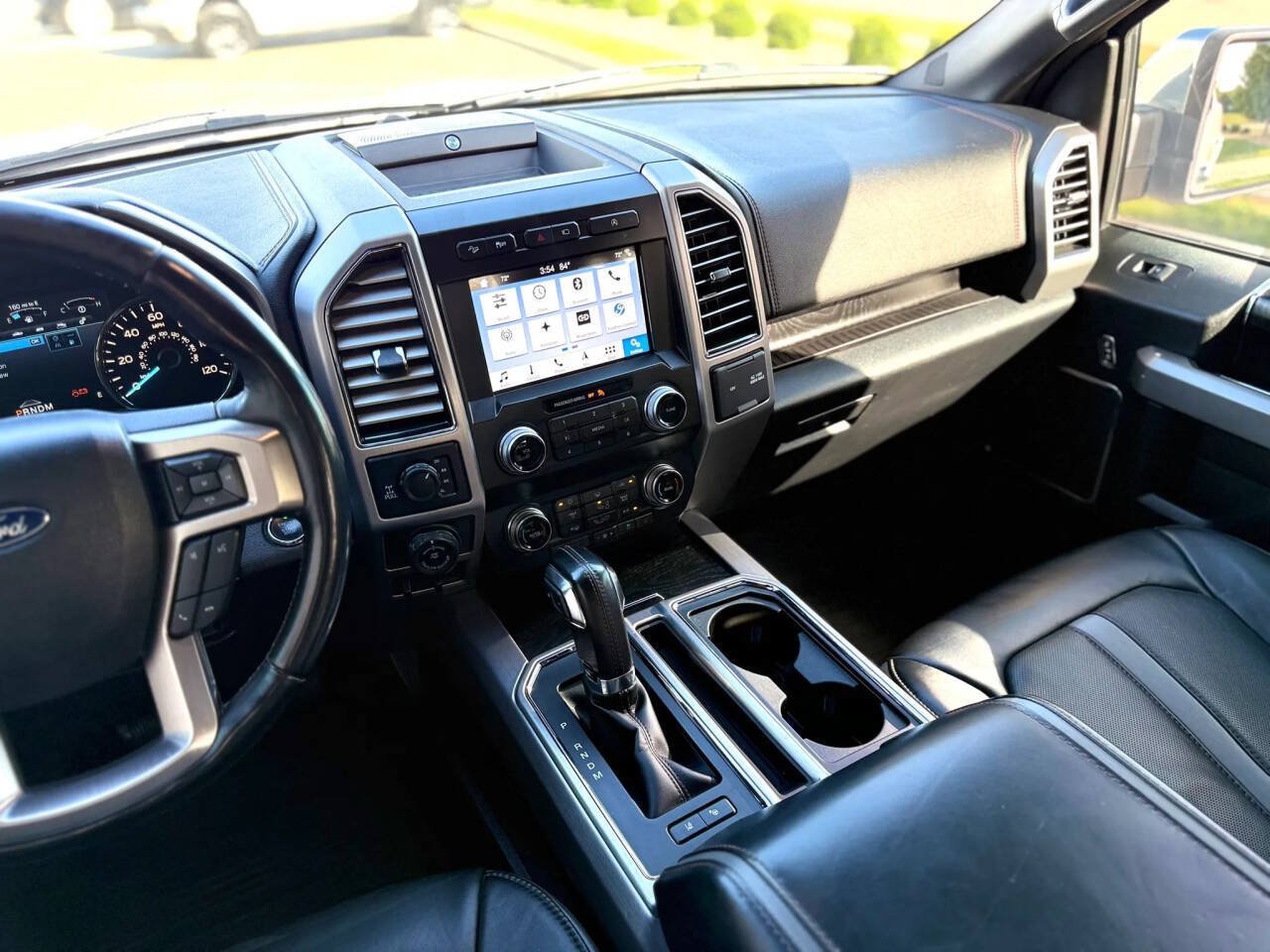 Used 2019 Ford F150 Platinum w/ Equipment Group 701A Luxury AWD/4WD image 21