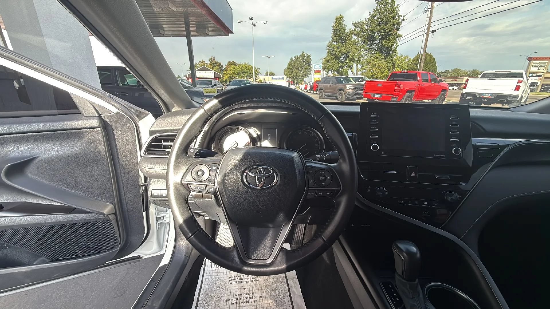 Used 2024 Toyota Camry SE FWD image 20