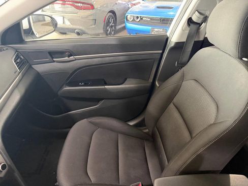 Used 2018 Hyundai Elantra SEL image 30